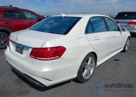 2014 Mercedes-Benz E 350 z USA, uszkodzony, nr VIN WDDHF5KB2EA805907